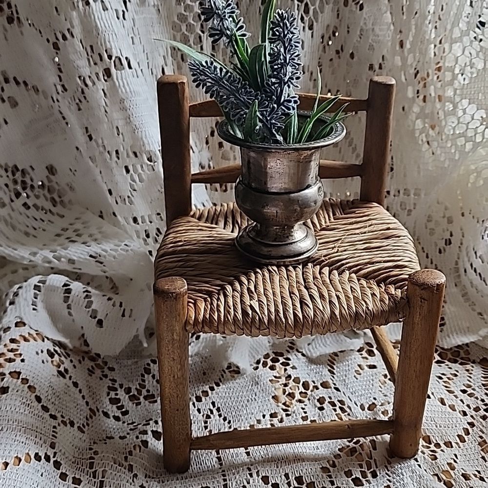 Vintage Rush & Wood Chair